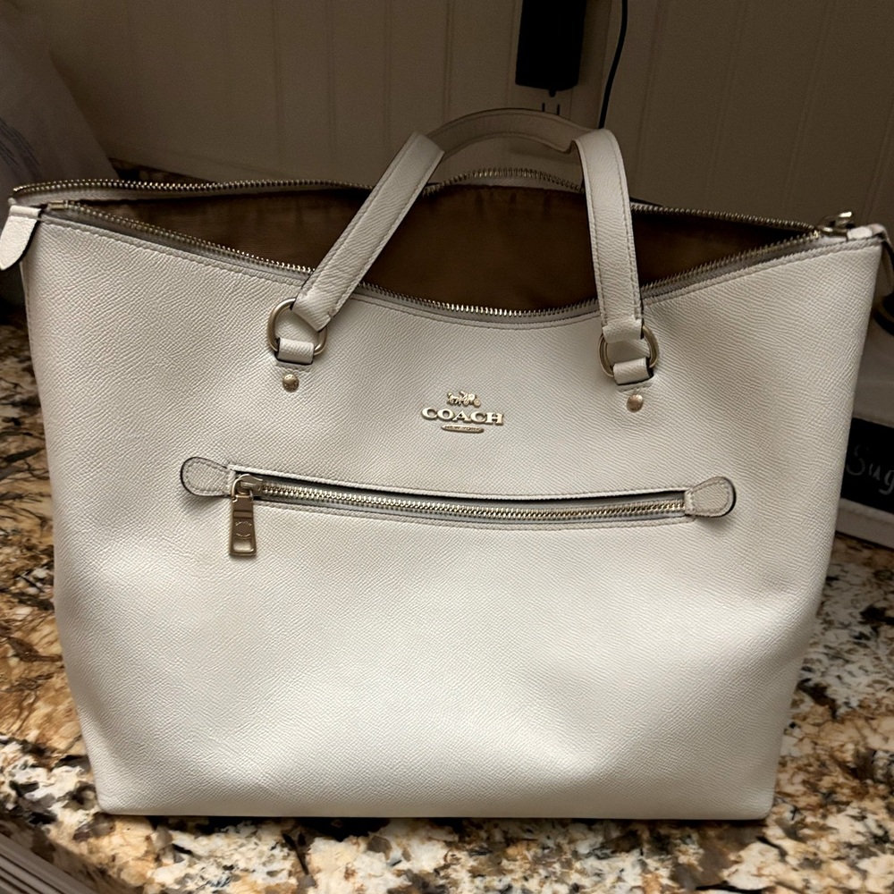 Coach leather purse